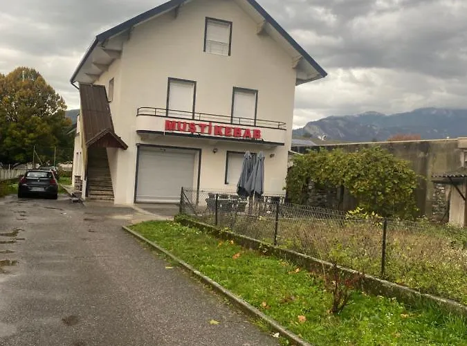 Maison 5 Chambres 2 Salons